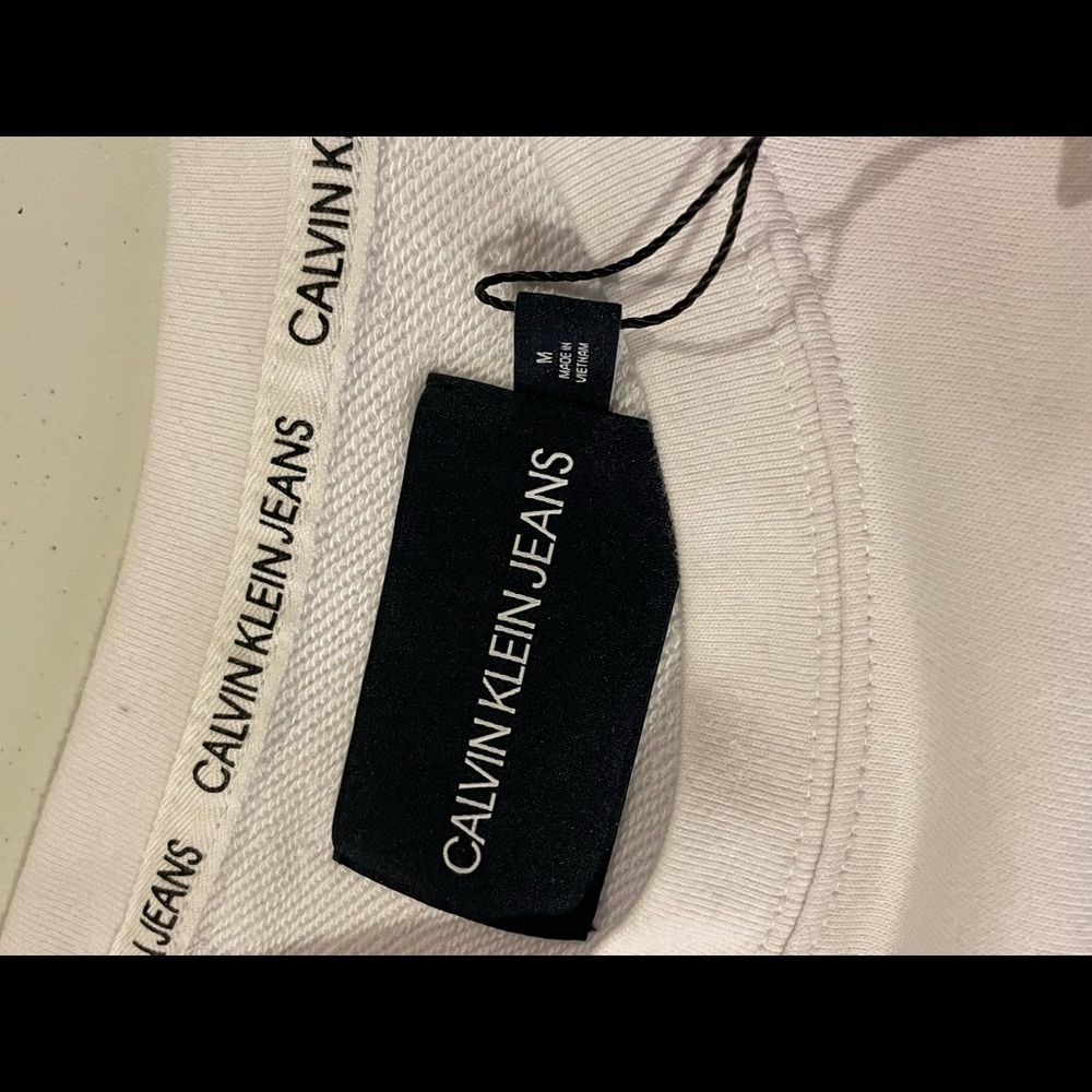 Calvin Klein Crop top - Picture 5 of 6